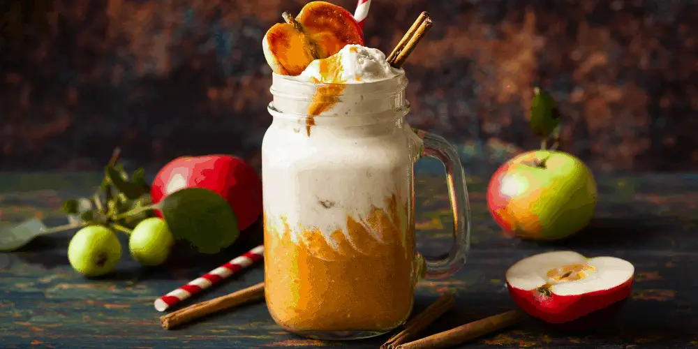 A Photo Of An Apple And Caramel Smoothie 