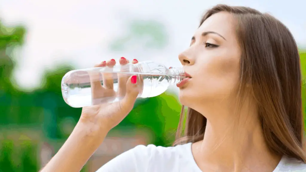 Are There Natural Drinks That Help Flush The Kidneys?